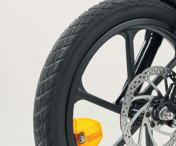 Fat Wheel Electric Bikes: Ride in Comfort and Style [Top Picks]