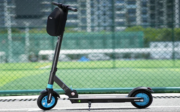 iScooter i8 Electric Scooter Redefining Urban Commuting in Style