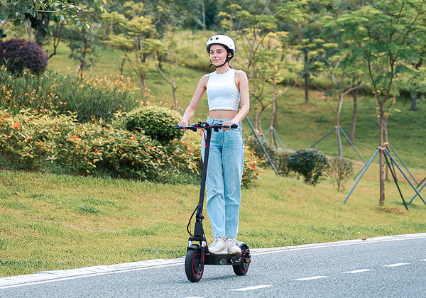 Electric Scooter vs Electric Bike: Buyer's Guide