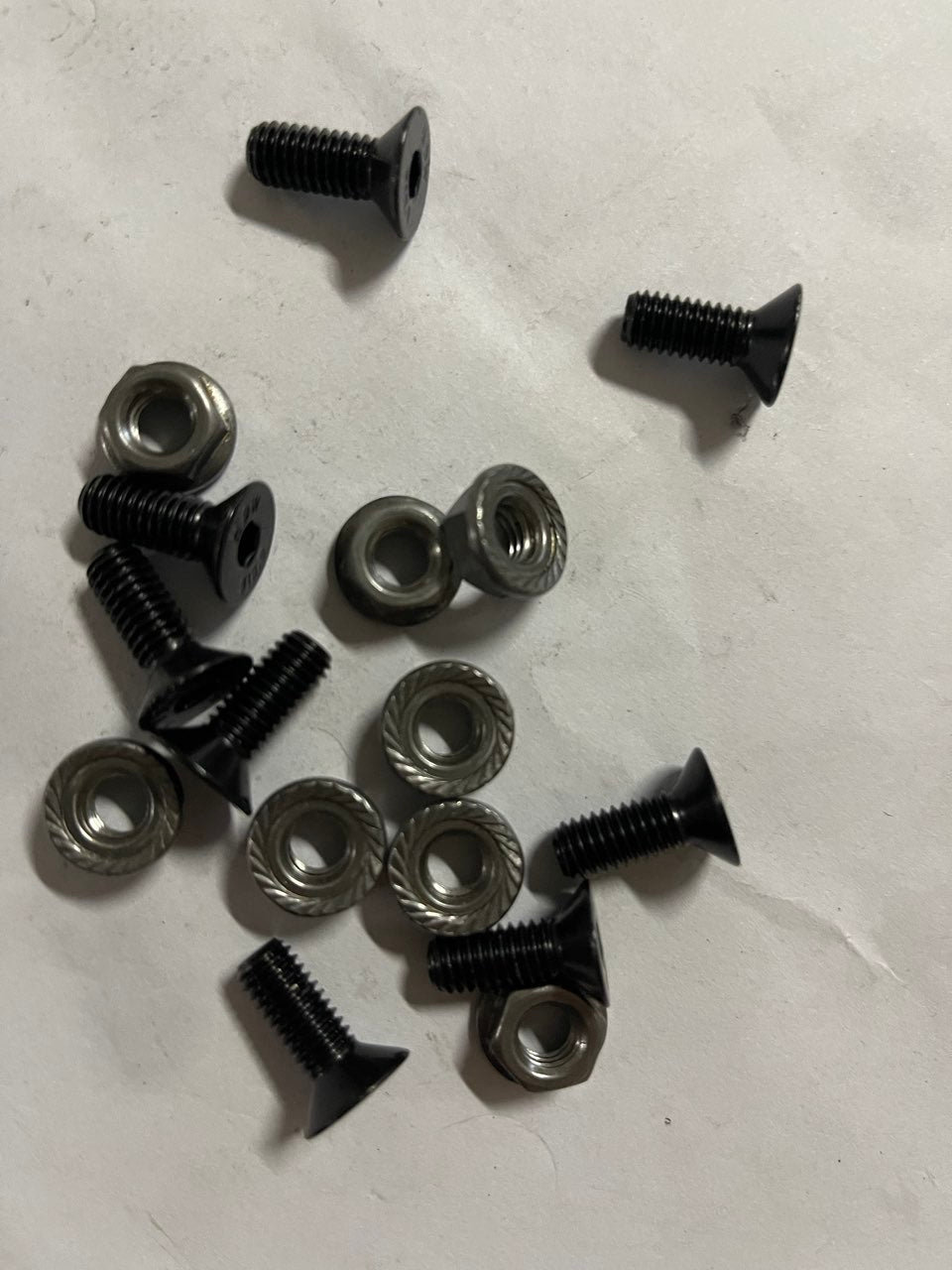 Battery compartment fixing screws set for iX6/New IX5/IX8/GT2